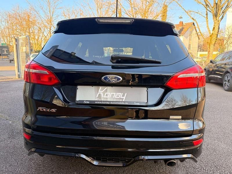 Gebraucht Ford Focus Sport 150 PS (110 kW) 2017 Schwarz Kombi
