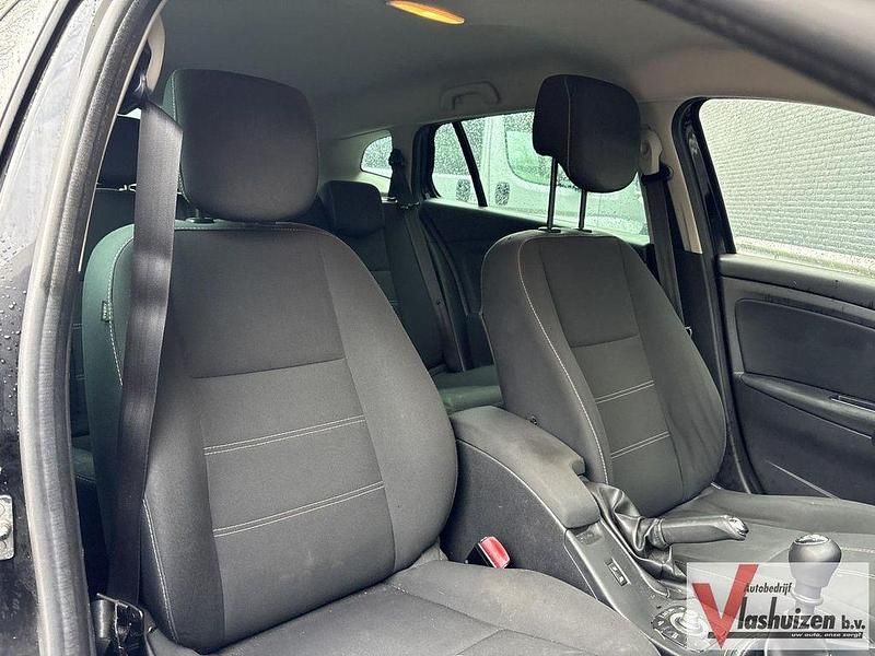 Gebraucht Renault Mégane III Expression 110 PS (80 kW) 2013 Schwarz Kombi