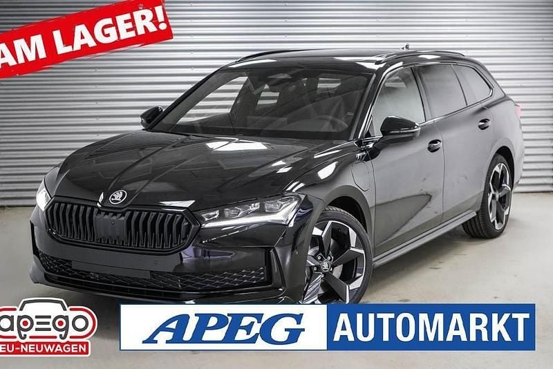 Schwarz Neu 2025 Skoda Superb SportLine Kombi | 47.990 € (Guter Preis) - Bild 1/4