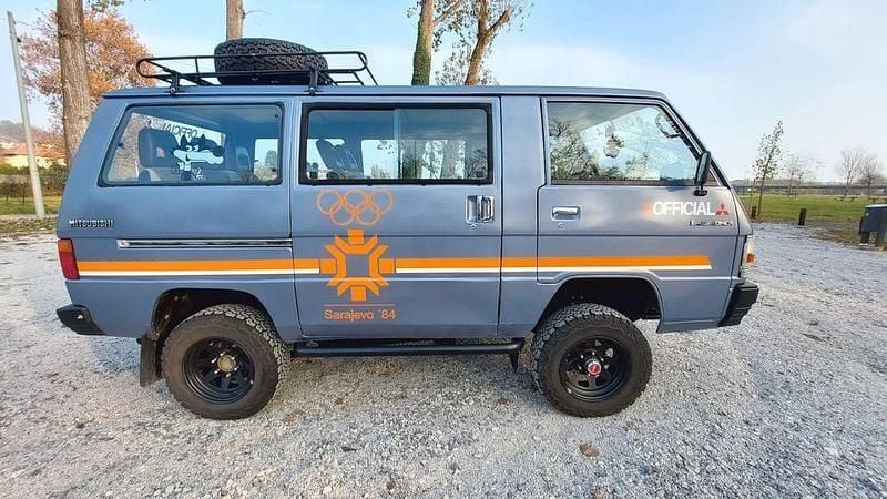 Gebraucht Mitsubishi L300 84 PS (61 kW) 1983 Blau SUV