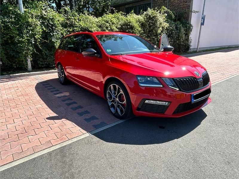Rot Gebraucht 2018 Skoda Octavia RS Kombi | 19.000 € (Guter Preis) - Bild 1/4