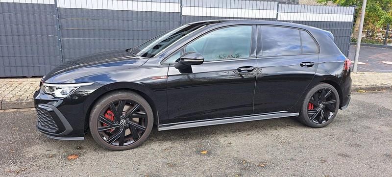 Gebraucht VW Golf VIII GTI 245 PS (180 kW) 2024 Schwarz Limousine
