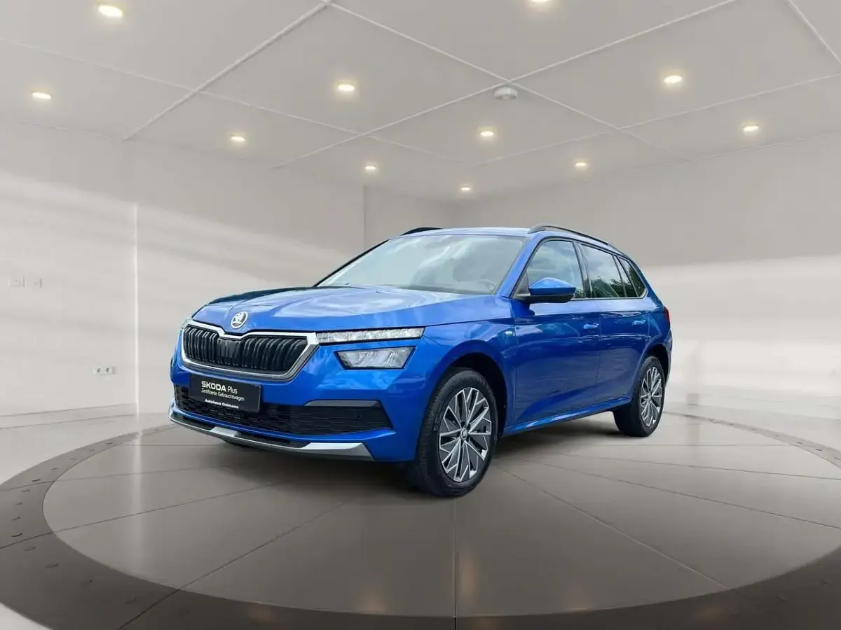 Gebraucht Skoda Kamiq Tour 110 PS (80 kW) 2022 Raceblau metallic SUV