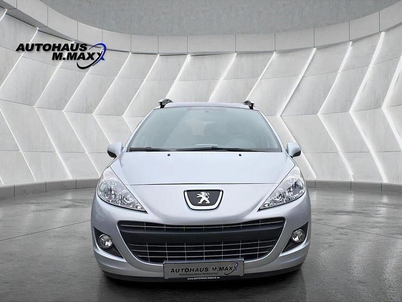 Gebraucht Peugeot 207 Premium 95 PS (69 kW) 2012 Grau Kombi