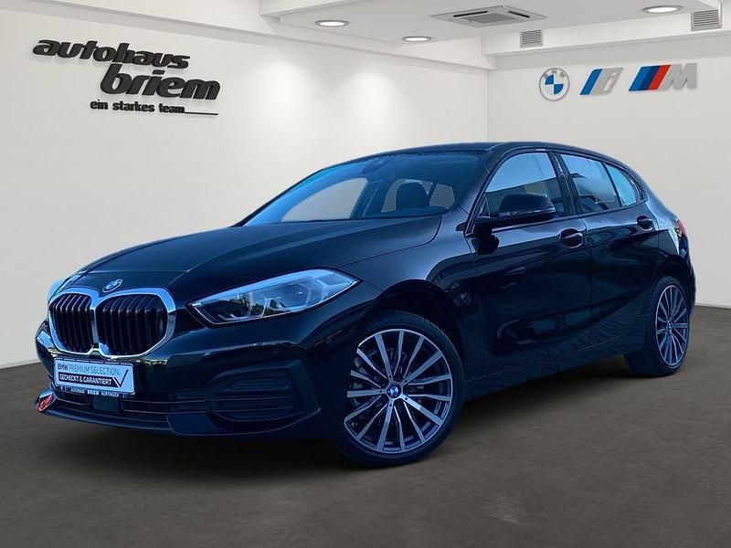Schwarz ii Gebraucht 2022 BMW 118 Advantage Kleinwagen | 21.900 € (Fairer Preis) - Bild 1/4