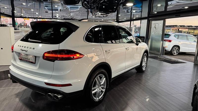 Gebraucht Porsche Cayenne S 420 PS (308 kW) 2015 Pure white/weiss SUV