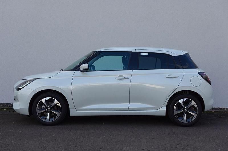 Neu Suzuki Swift Comfort+ 83 PS (61 kW) 2026 Weiß Kleinwagen