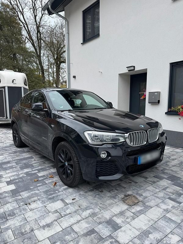 Schwarz Gebraucht 2015 BMW X4 M Sport SUV | 24.490 € - Bild 1/4