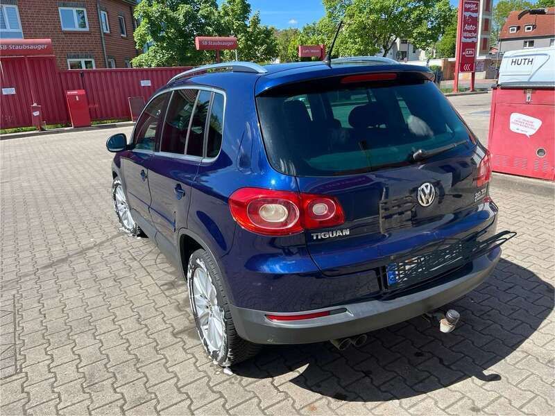 Blau Gebraucht 2008 VW Tiguan Sportline SUV | 5.700 € (Fairer Preis) - Bild 1/4