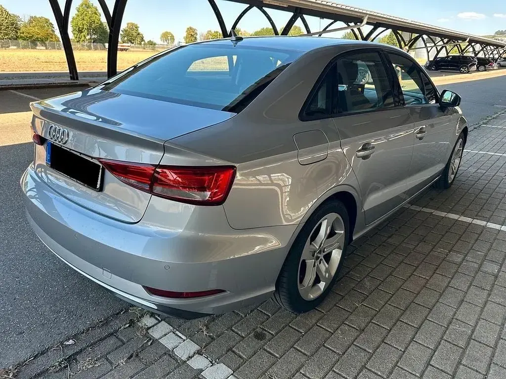 Gebraucht Audi A3 Sport 150 PS (110 kW) 2017 Silber Limousine