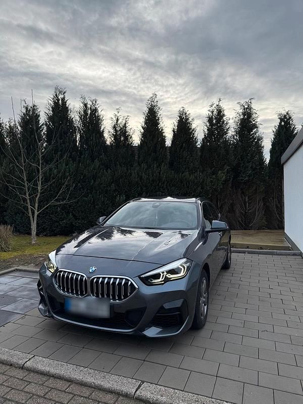 Gebraucht BMW 216 116 PS (85 kW) 2022 Grau Coupé