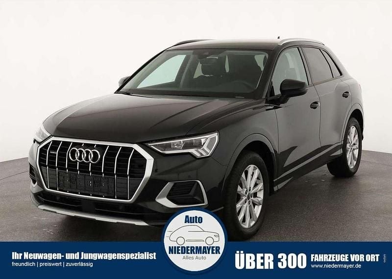 Mythosschwarz metallic Gebraucht 2021 Audi Q3 Advanced SUV | 31.995 € (Guter Preis) - Bild 1/4