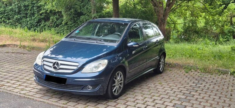 Blau Gebraucht 2006 Mercedes B200 Van / Kleinbus | 3.000 € (Superpreis) - Bild 1/4