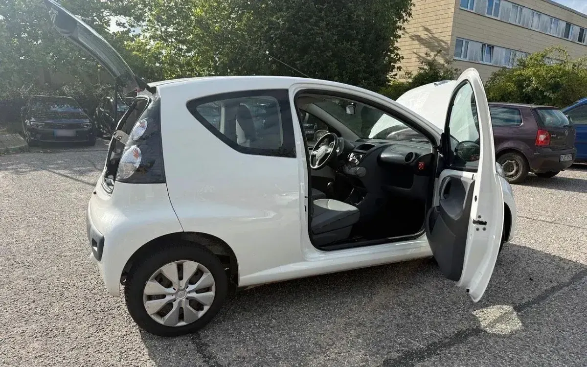 Gebraucht Citroën C1 Advance 68 PS (50 kW) 2010 Weiß Kleinwagen