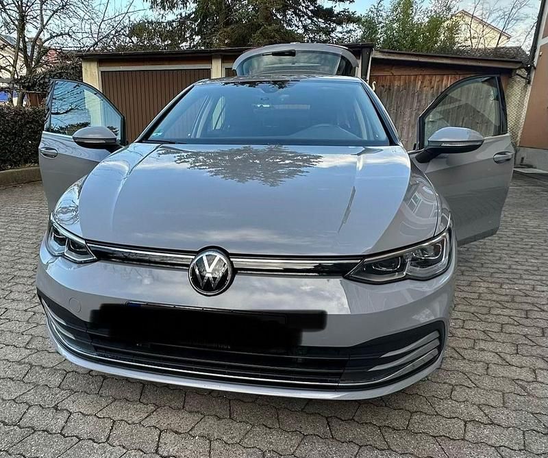 Gebraucht VW Golf VII Style 150 PS (110 kW) 2020 Grau Limousine