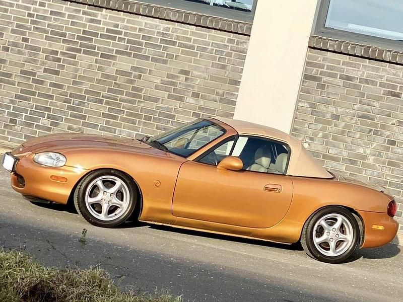 Gebraucht Mazda MX5 110 PS (80 kW) 1999 Orange Cabrio