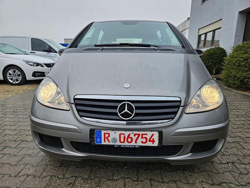 Gebraucht Mercedes A180 109 PS (80 kW) 2007 Grau Kleinwagen