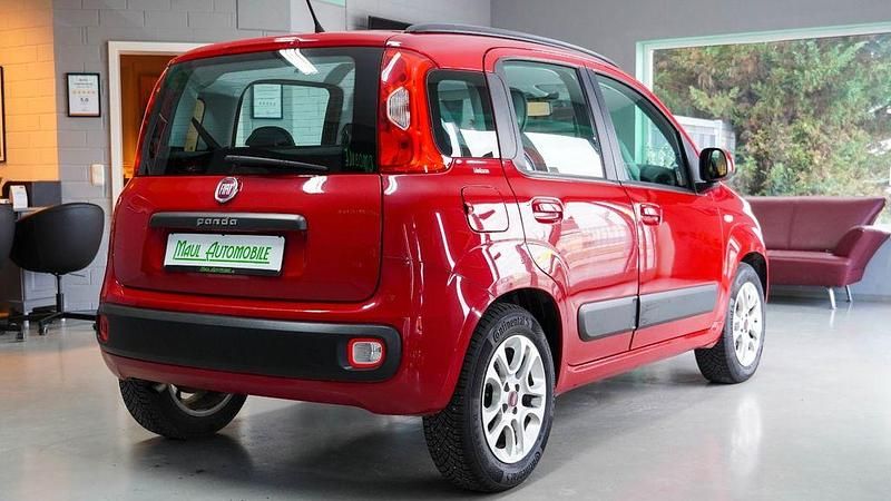 Gebraucht Fiat Panda Lounge 86 PS (63 kW) 2014 Rot Kleinwagen