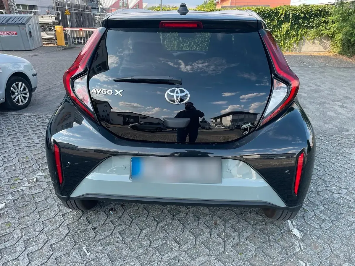 Gebraucht Toyota Aygo 72 PS (52 kW) 2025 Grau Kleinwagen