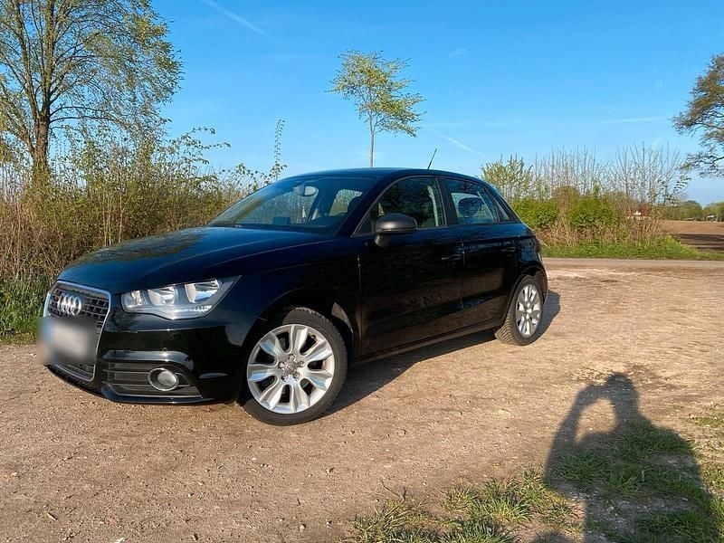 Schwarz Gebraucht 2014 Audi A1 Kleinwagen | 8.600 € (Guter Preis) - Bild 1/4