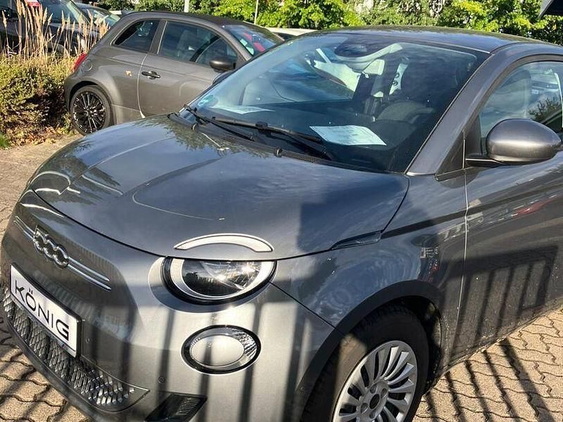 Grau Gebraucht 2023 Fiat X 1/9 Cabrio | 23.999 € - Bild 1/4