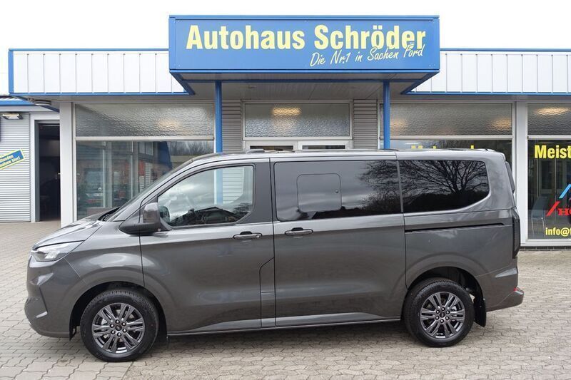 Gold Neu 2025 Ford Tourneo Titanium Van / Kleinbus | 52.900 € (Superpreis) - Bild 1/4