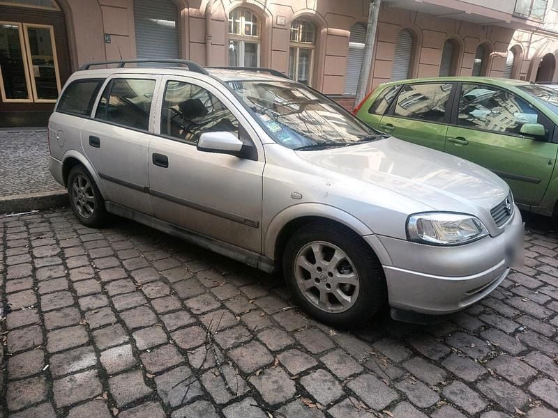 Gebraucht Opel Astra 84 PS (61 kW) 2001 Silber Kombi