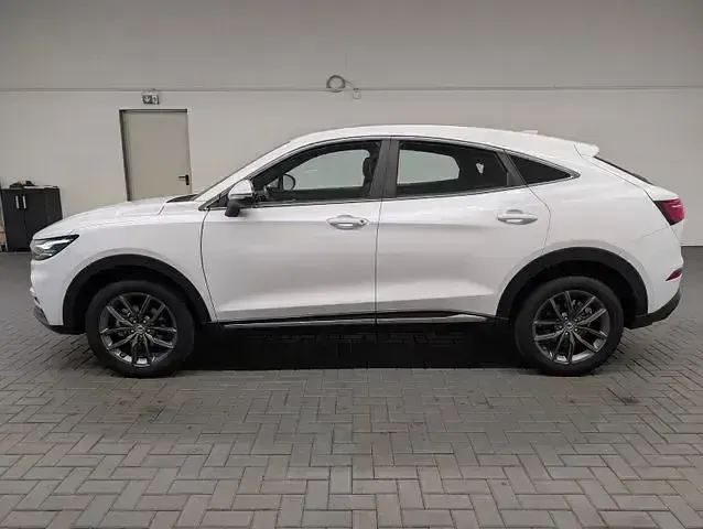 Gebraucht DFSK Fengon 137 PS (100 kW) 2024 Weiss SUV