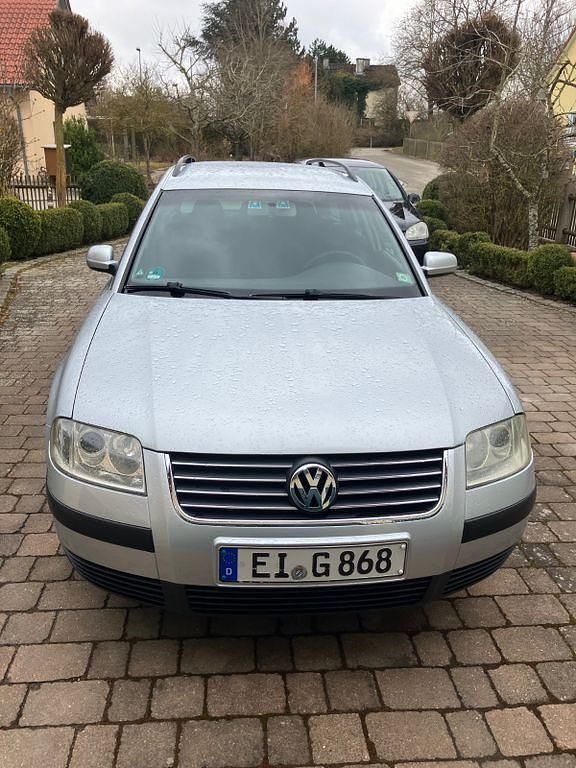 Gebraucht VW Passat 101 PS (74 kW) 2003 Silber Kombi