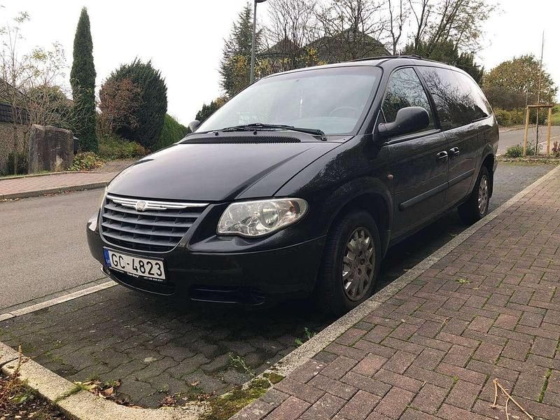 Gebraucht 2006 Chrysler Voyager Clasic Van / Kleinbus | 2.000 € (Superpreis) - Bild 1/4