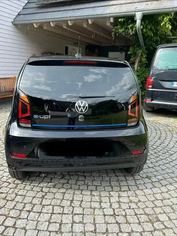 Gebraucht VW e-up! Style 61 kW (83 PS) 2022 Schwarz Kleinwagen