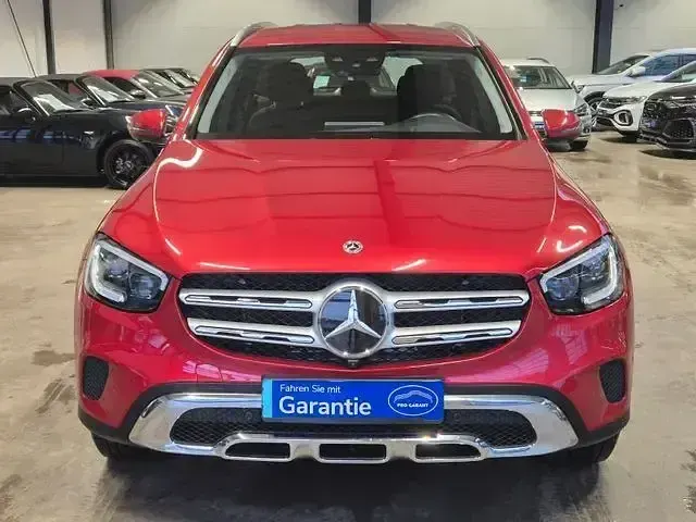 Gebraucht Mercedes GLC300 245 PS (180 kW) 2020 Rot SUV