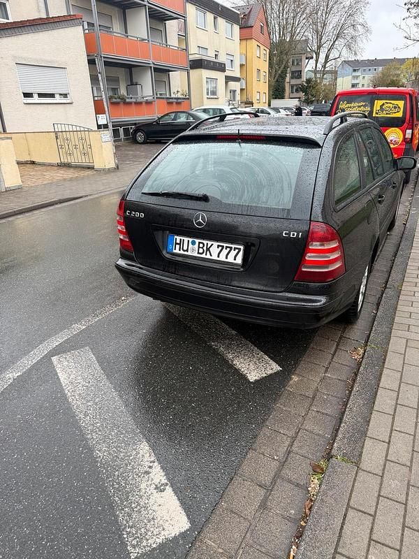 Gebraucht Mercedes C200 2005 Blau Kombi