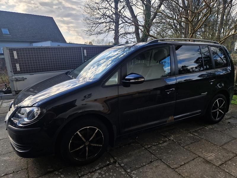 Gebraucht VW Touran 140 PS (102 kW) 2009 Schwarz Van / Kleinbus