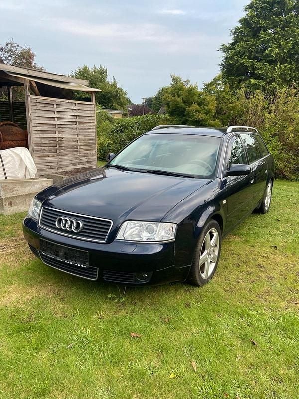 Blau Gebraucht 2005 Audi A6 Kombi | 1.500 € (Superpreis) - Bild 1/4