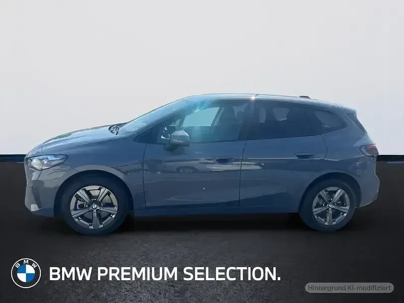 Gebraucht BMW 223 Active Tourer Sport Line 218 PS (160 kW) 2023 Sparkling kupfergrau Van / Kleinbus