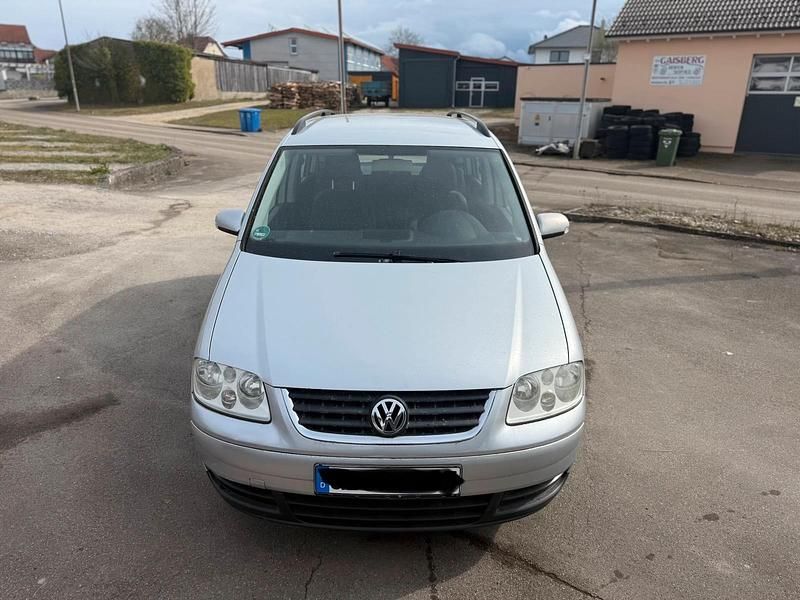 Gebraucht VW Touran 115 PS (84 kW) 2004 Silber Van / Kleinbus