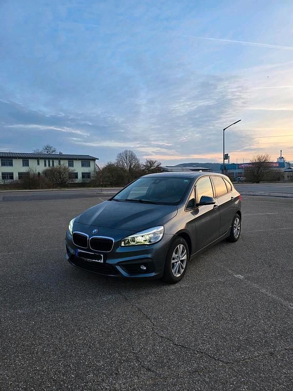 Second-hand BMW 220 190 CP (139 kW) 2016 Argintiu Break