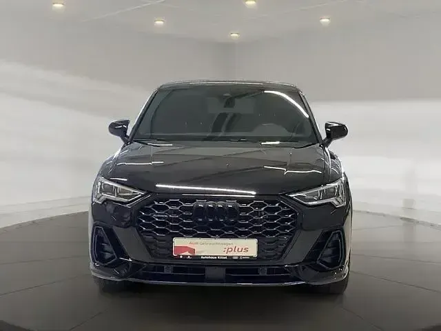 Gebraucht Audi Q3 Sportback S-Line 190 PS (139 kW) 2025 Mythosschwarz metallic SUV