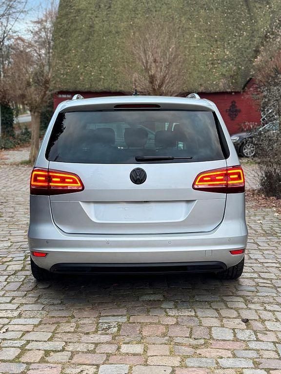 Gebraucht VW Sharan Highline 150 PS (110 kW) 2021 Grau Van / Kleinbus