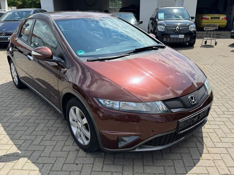 Ionized bronze m. Gebraucht 2011 Honda Civic Comfort Limousine | 5.500 € (Fairer Preis) - Bild 1/4