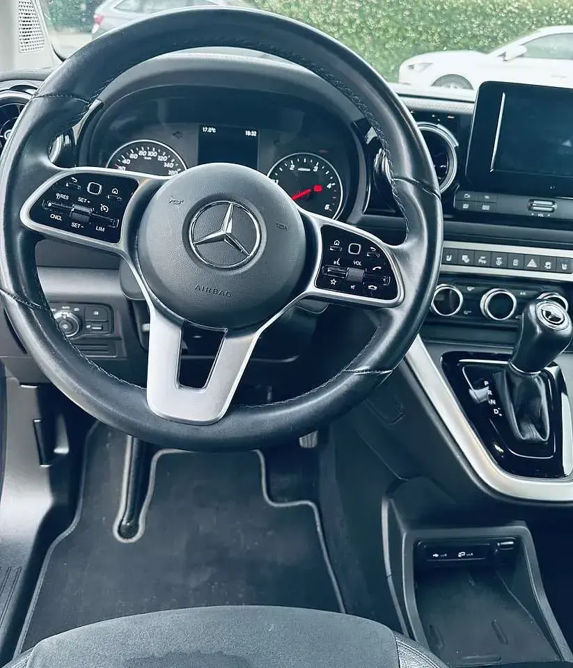 Gebraucht Mercedes T180 Edition 116 PS (85 kW) 2022 Schwarz Van / Kleinbus