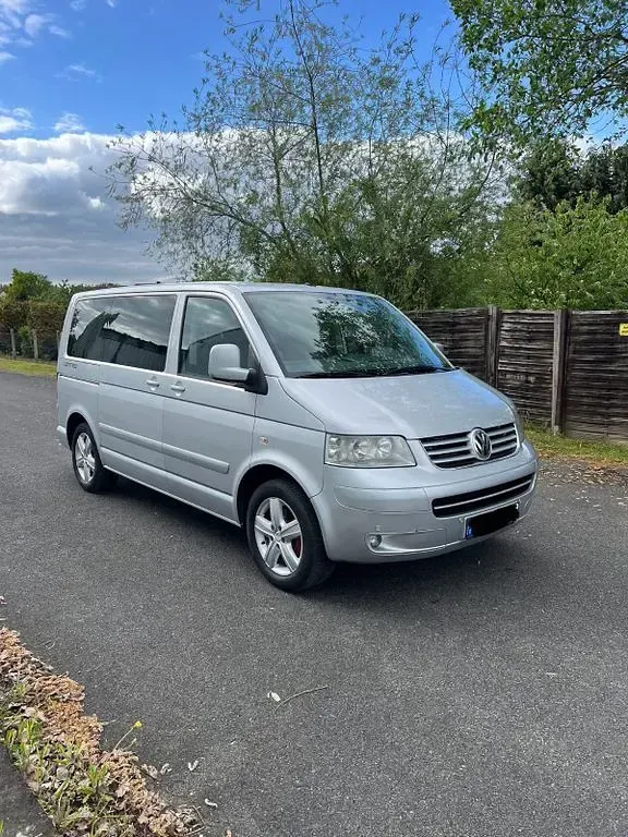 Gebraucht VW T5 United 174 PS (127 kW) 2009 Silber Van