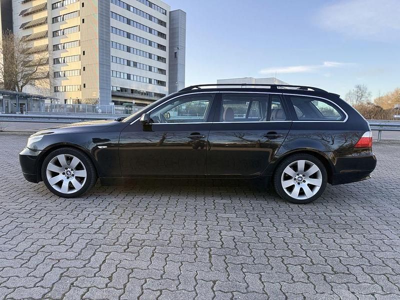 Gebraucht BMW 525 192 PS (141 kW) 2005 Schwarz Limousine