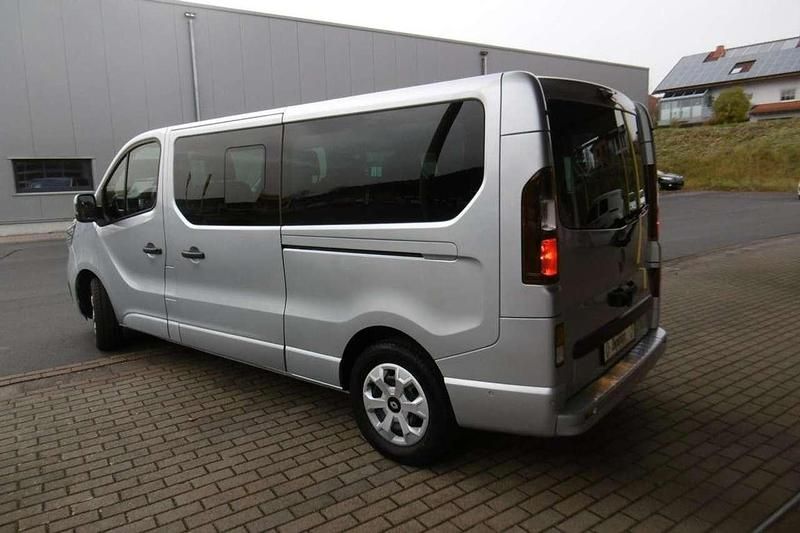 Gebraucht Renault Trafic Evolution 150 PS (110 kW) 2024 Highlandgrau Van / Kleinbus