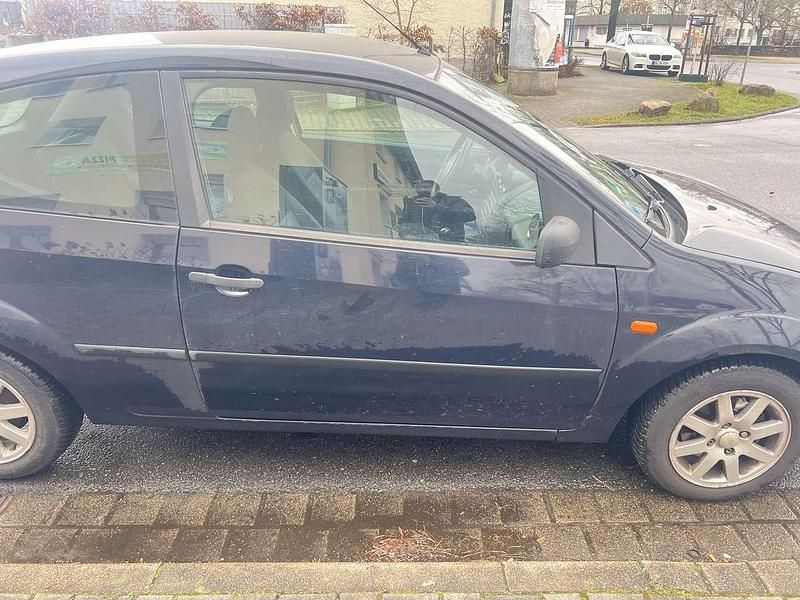 Gebraucht Ford Fiesta 69 PS (50 kW) 2005 Blau Kleinwagen