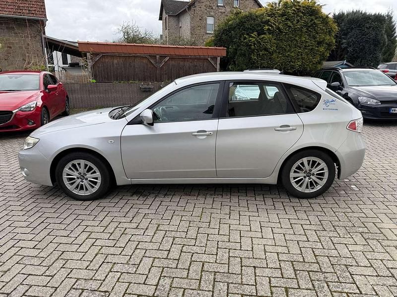 Gebraucht Subaru Impreza Comfort 107 PS (78 kW) 2008 Spark silver (m) Kleinwagen