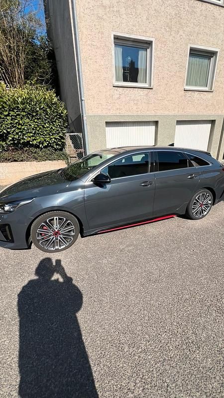 Gebraucht Kia ProCeed GT 204 PS (150 kW) 2020 Grau Kombi
