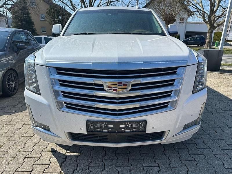 Gebraucht Cadillac Escalade 426 PS (313 kW) 2016 Weiß SUV