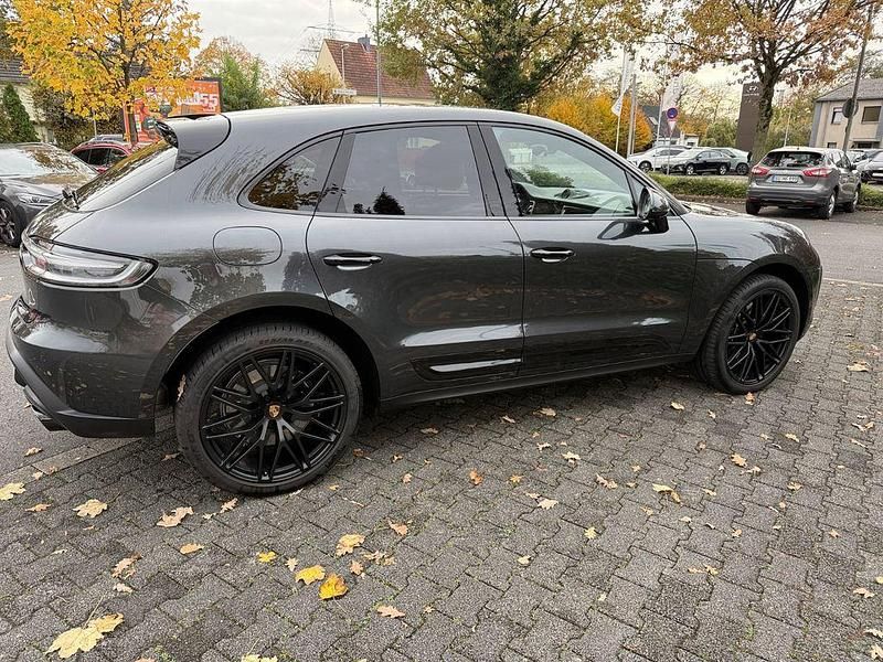 Grau Gebraucht 2023 Porsche Macan GTS SUV | 89.999 € (Fairer Preis) - Bild 1/4